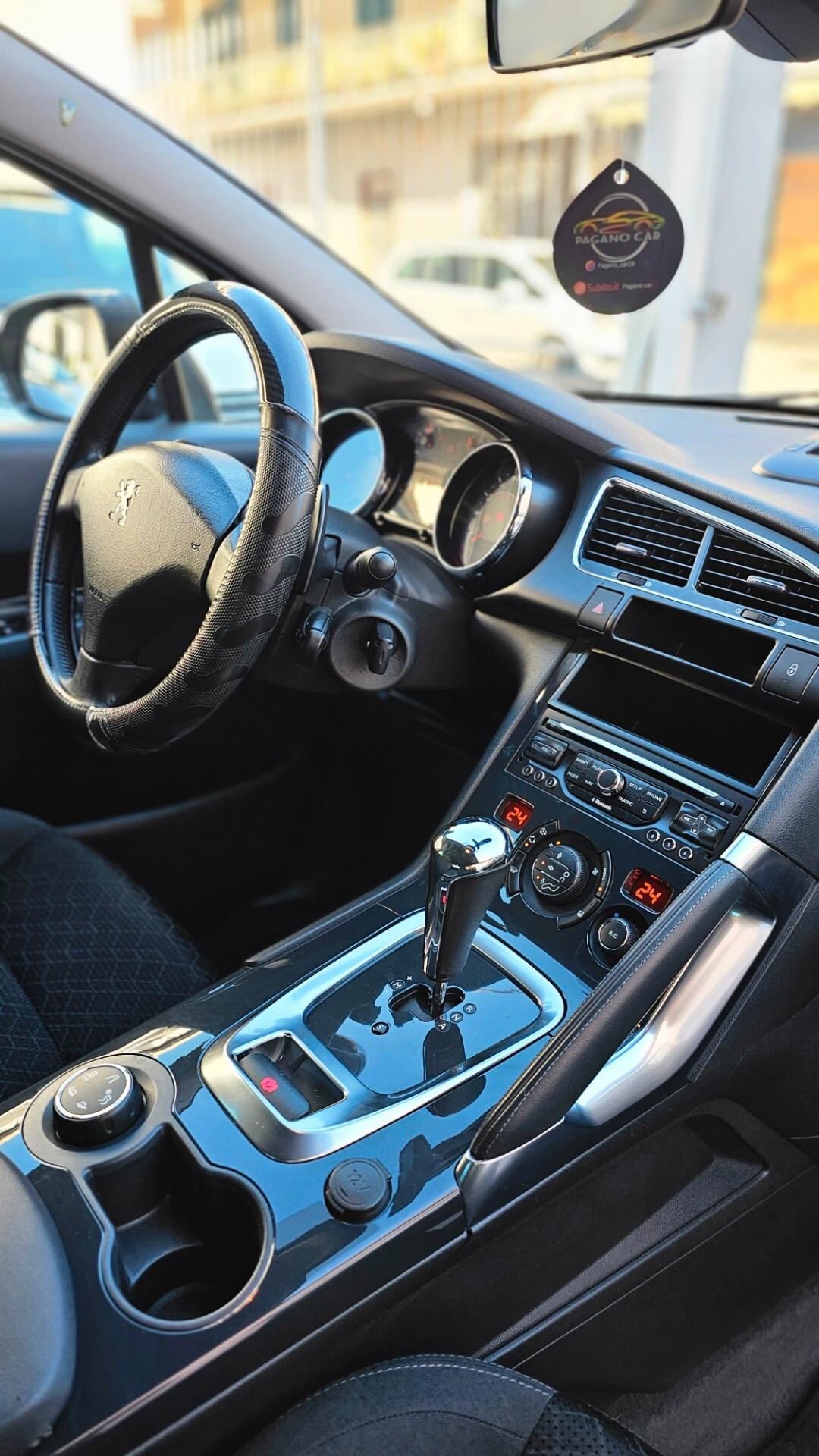 Peugeot 3008 1.6 HDi 115CV ETG6 Allure