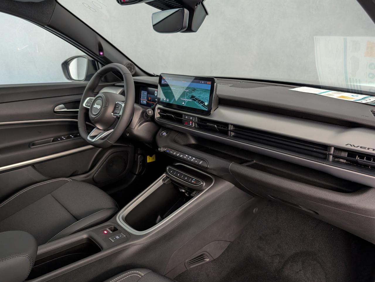 Jeep avenger 1.2 Turbo E-Hybrid 110cv eDCT6 Summit Freedom