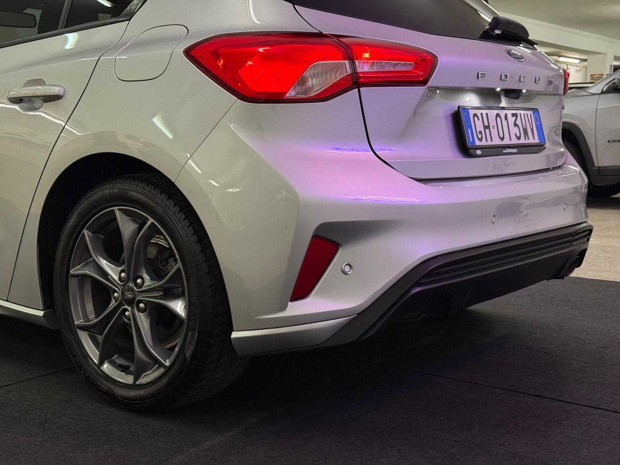 FORD Focus ST-Line 2022 hatchback 1.0 mild hybrid 125cv