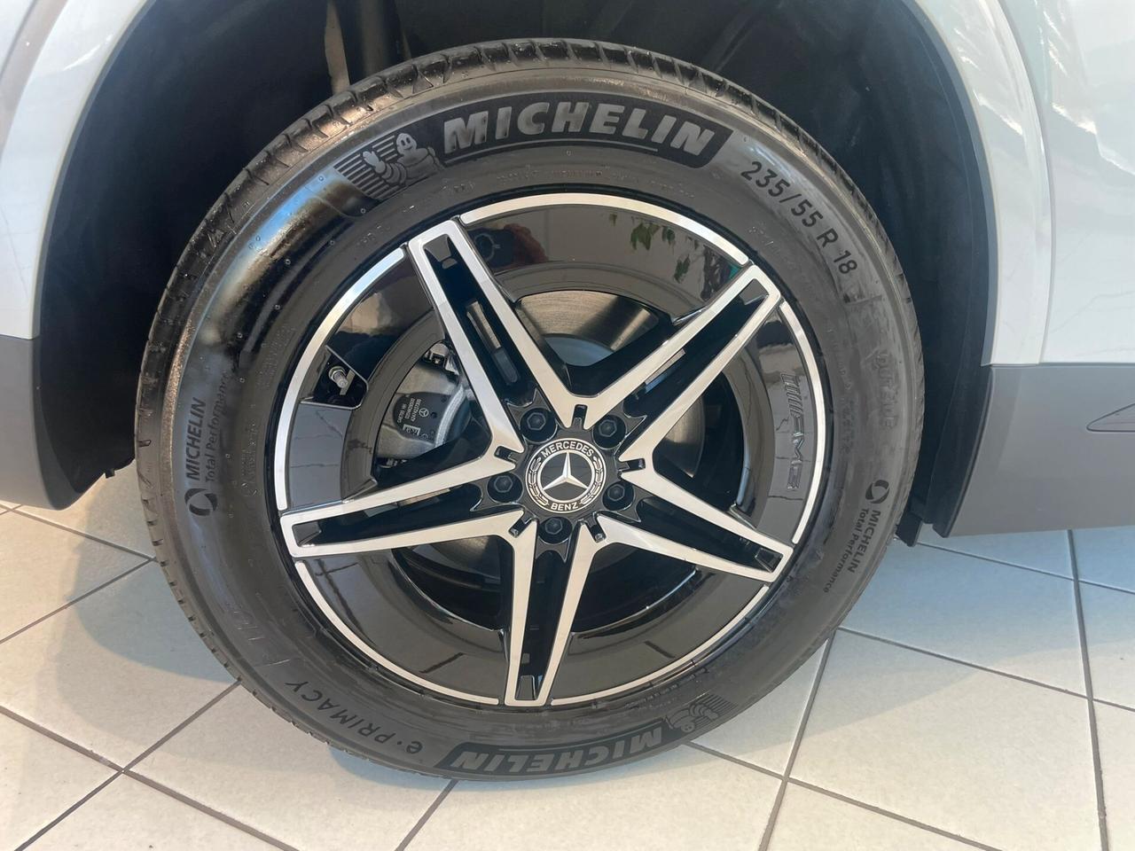 Mercedes-benz EQA 250+ AMG Line Advanced
