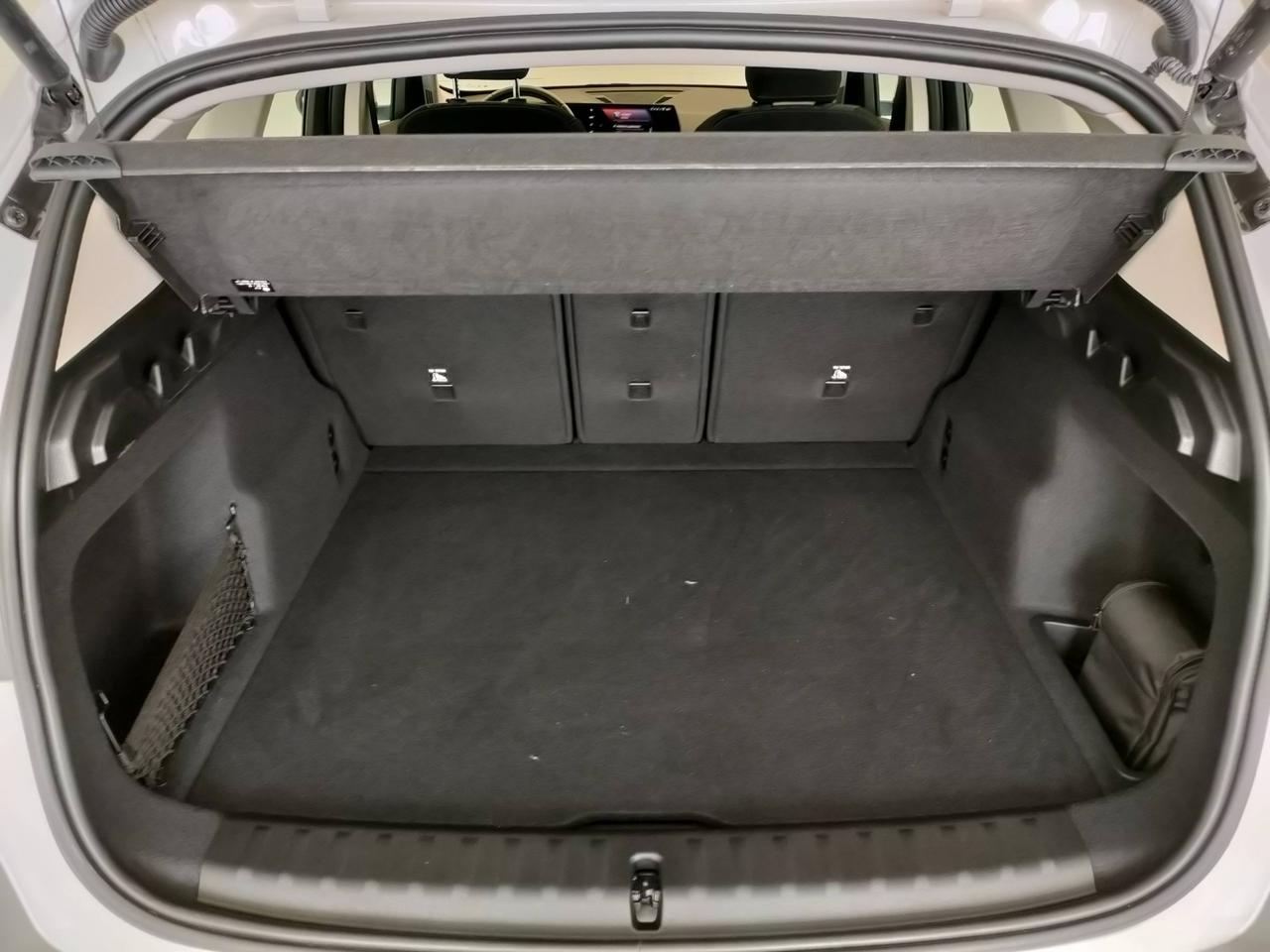 BMW X1 U11 - X1 sdrive18d auto