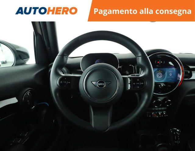 MINI Cooper 1.5 Cooper Essential 5 porte