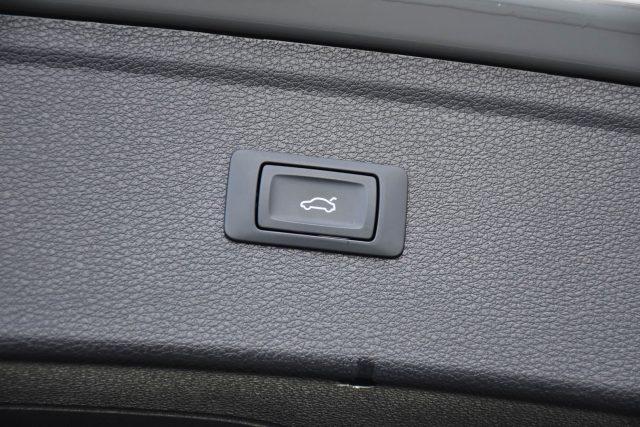 AUDI Q5 35 TDI S tronic S line