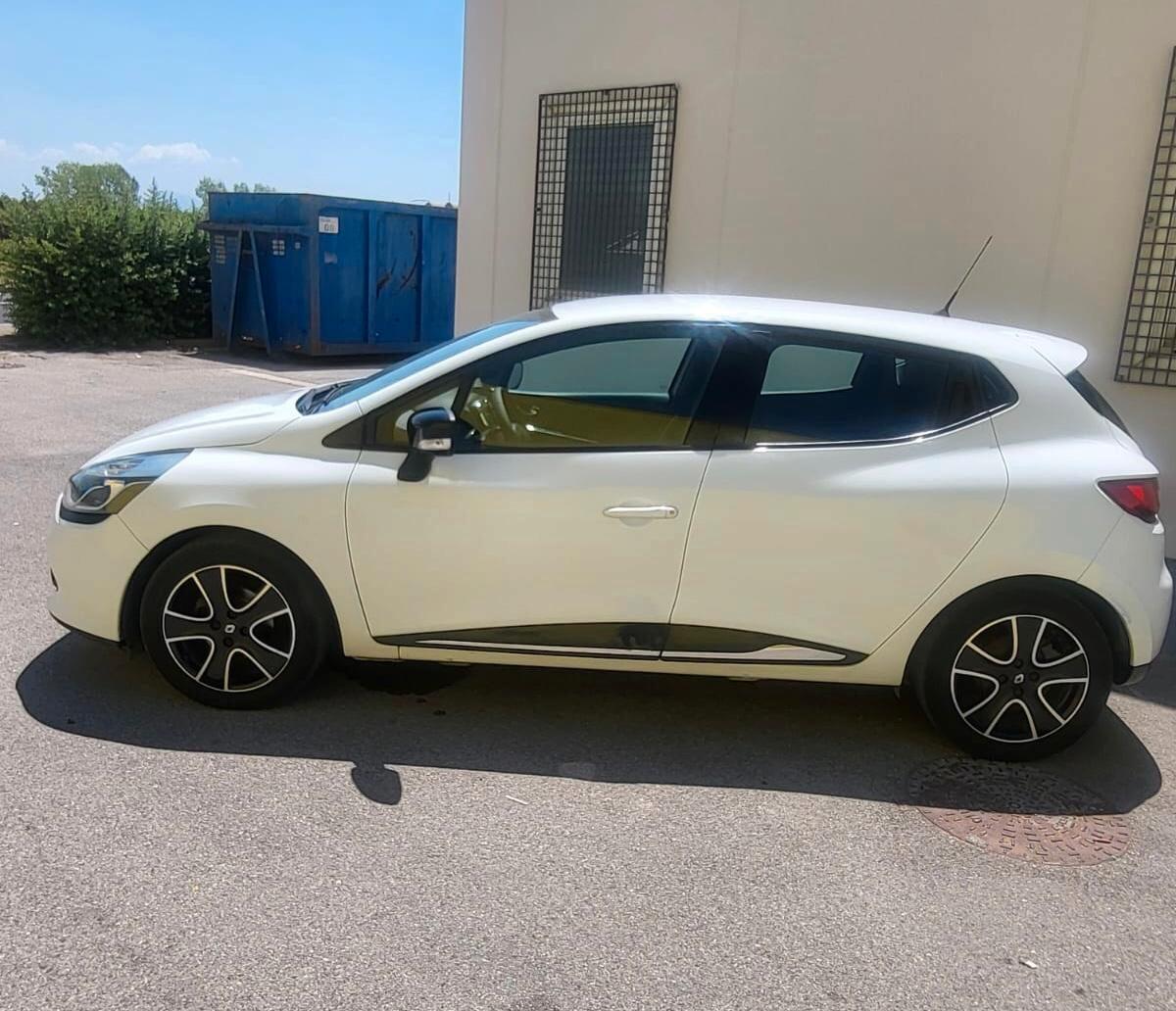 Renault Clio 1.5 dCi 8V 75CV 5 porte Costume National