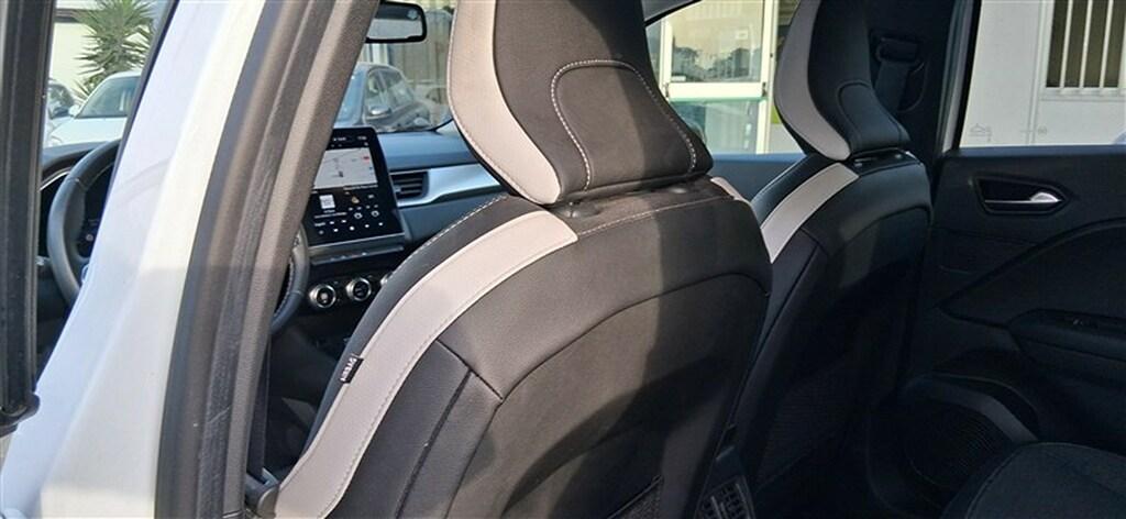 Renault Captur 1.6 Hybrid E-Tech Engineered Auto