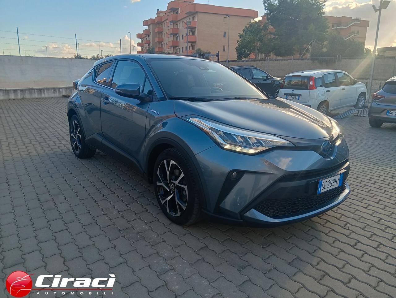 Toyota C-HR 1.8 Hybrid E-CVT Trend