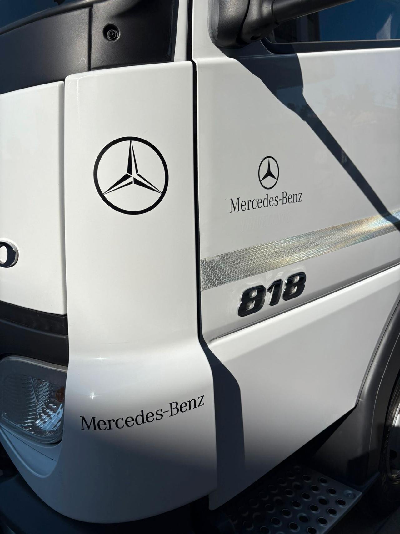 Mercedes Benz ATEGO 818 telonato 2014 130.000km