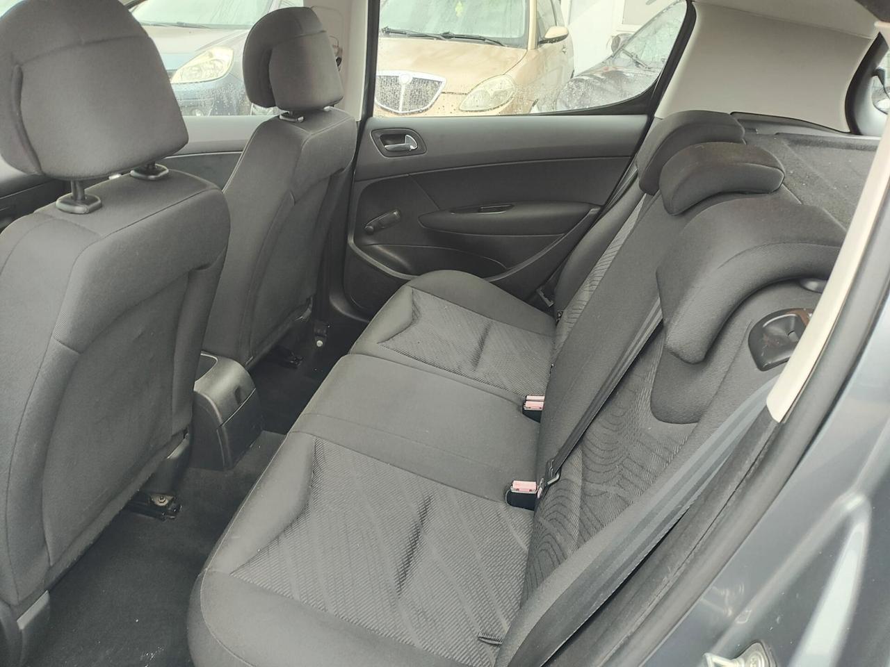 Peugeot 308 1.6 HDi 90CV 5p. Tecno