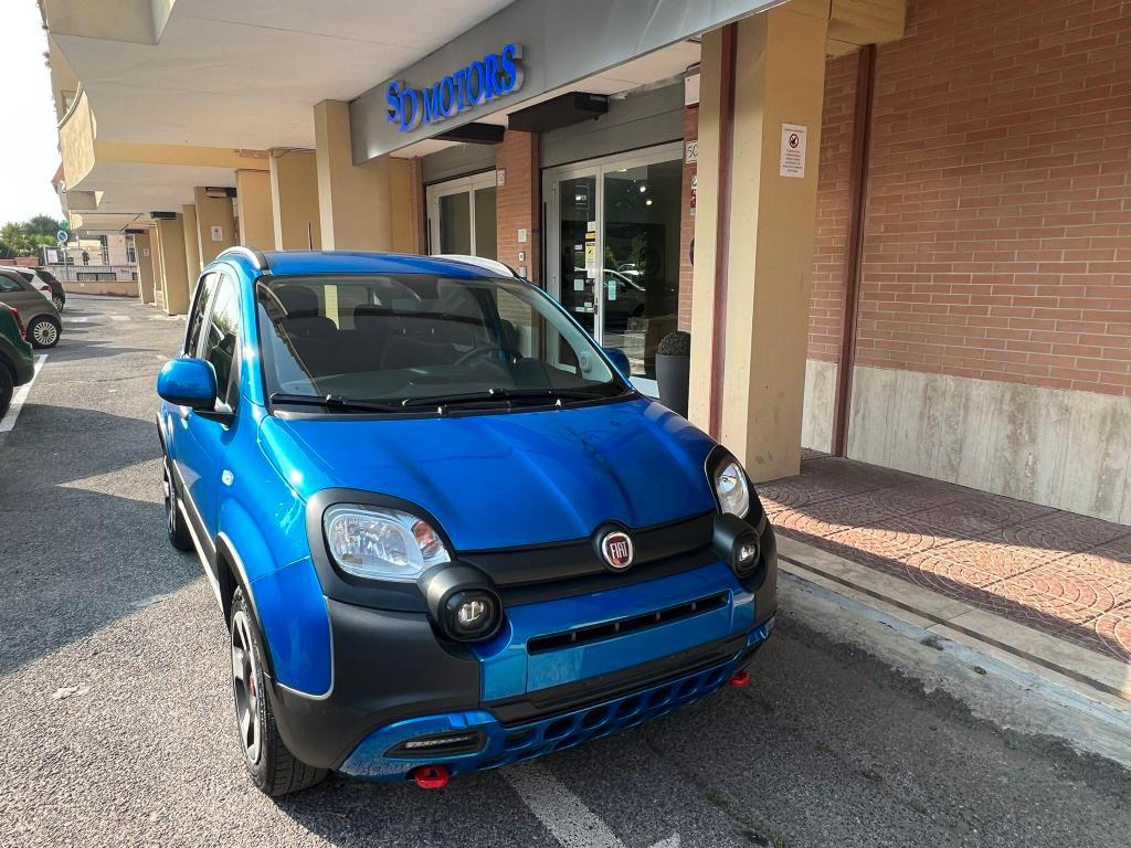 Fiat Panda Cross Panda 1.0 firefly hybrid Cross s&s 70cv 5p.ti