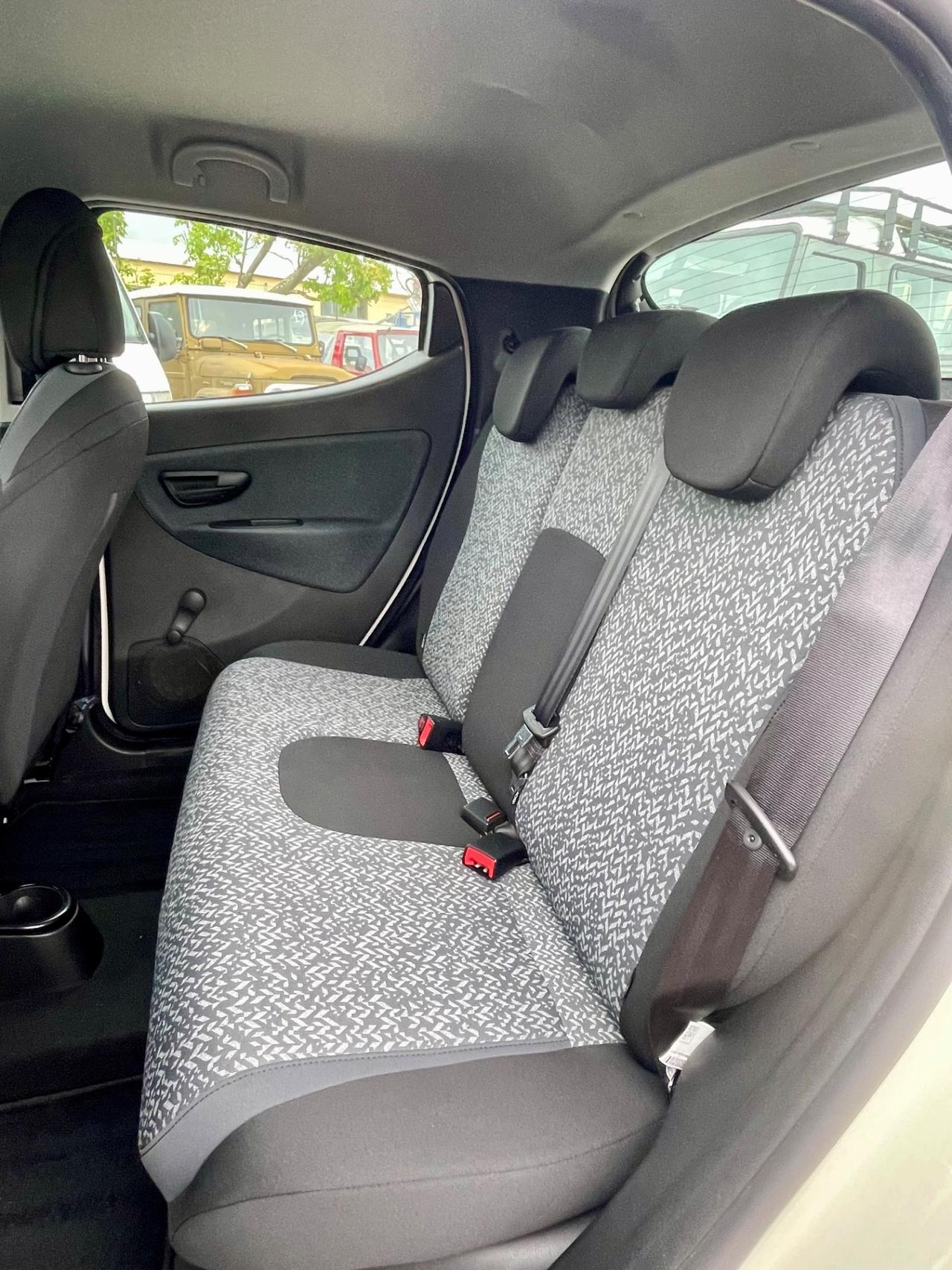 Lancia Ypsilon 1.2 69 CV 5 porte GPL Ecochic Gold