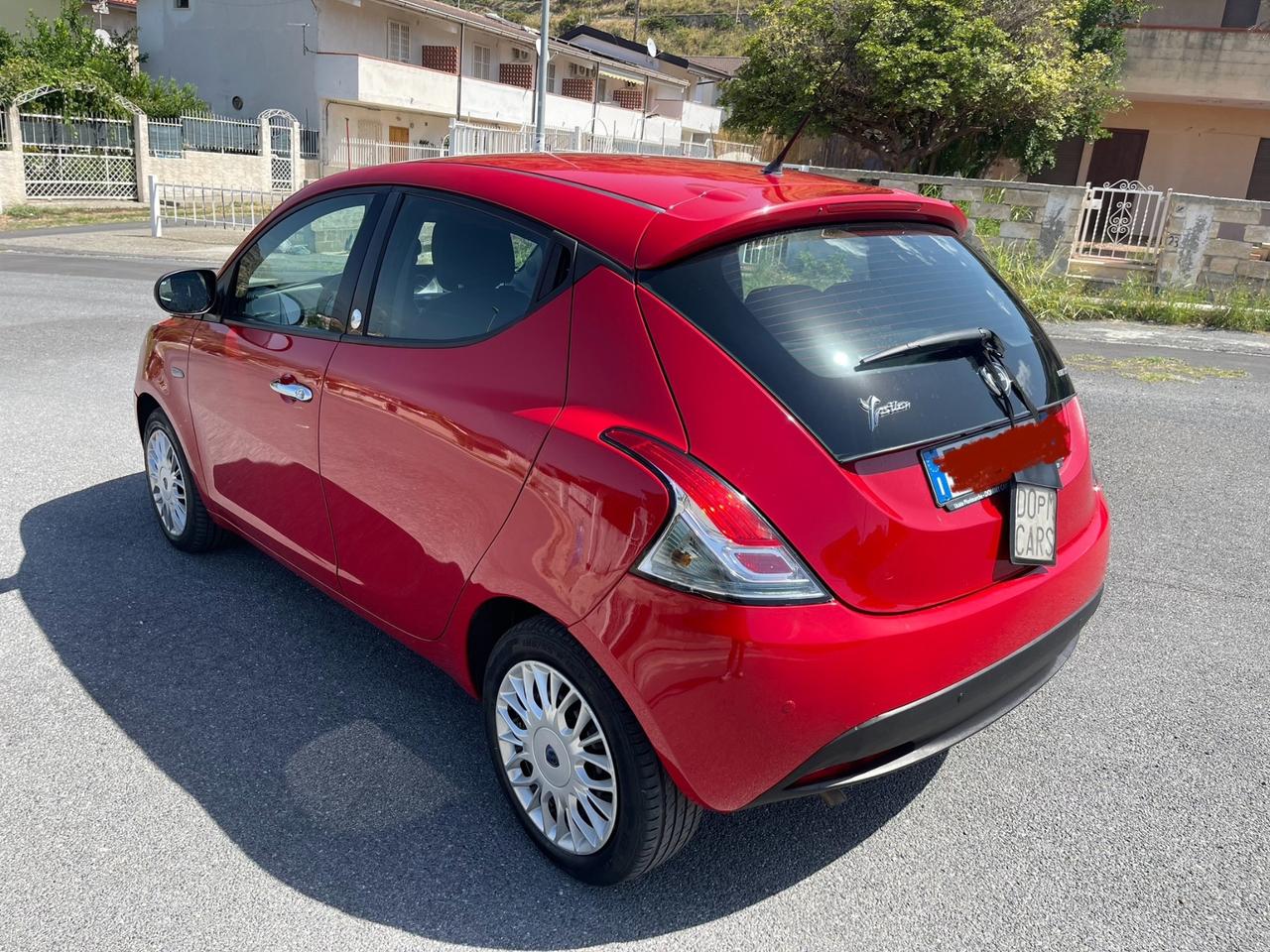 Lancia Ypsilon 1.2 69 CV 5 porte GPL Ecochic Gold