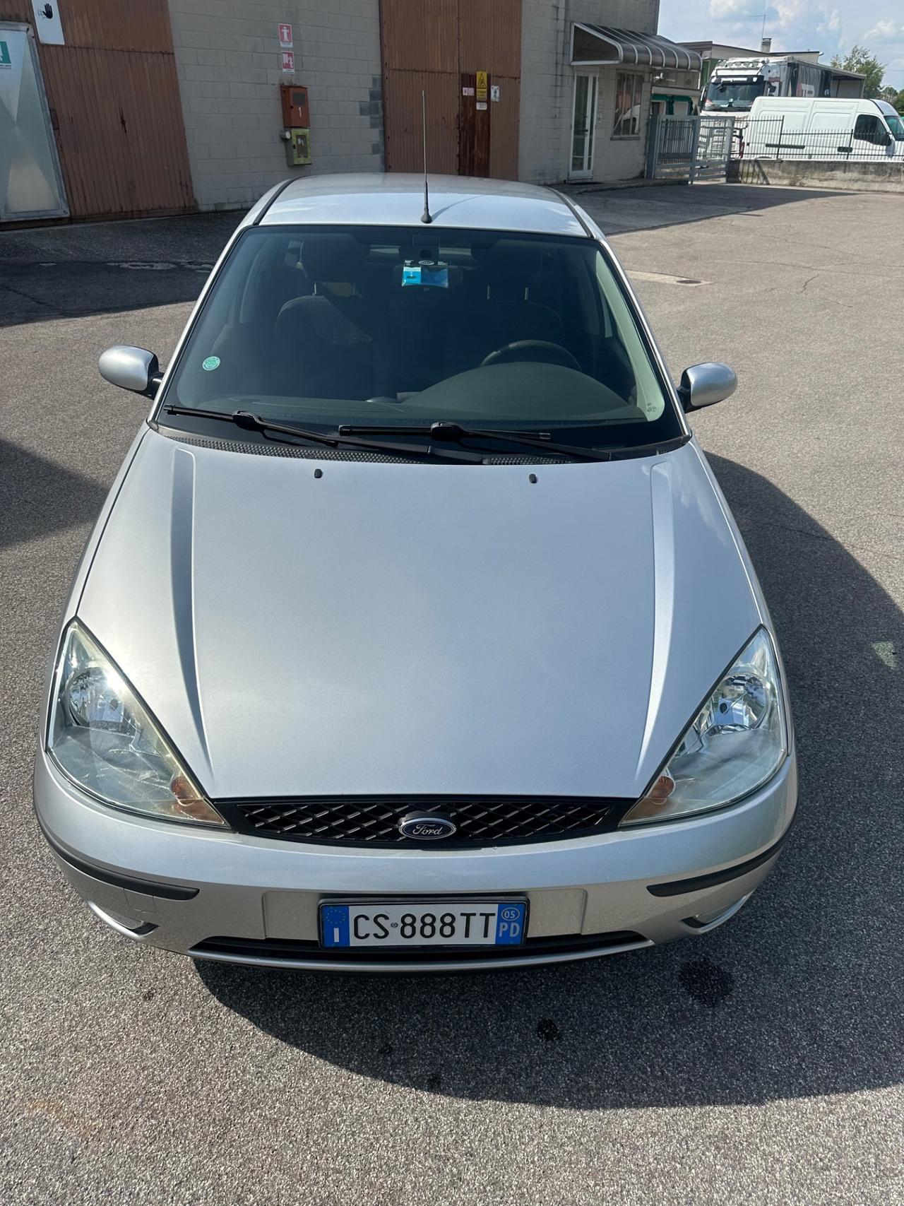 Ford Focus 1.8 TDCi (100CV) cat 5p. Zetec 93000km