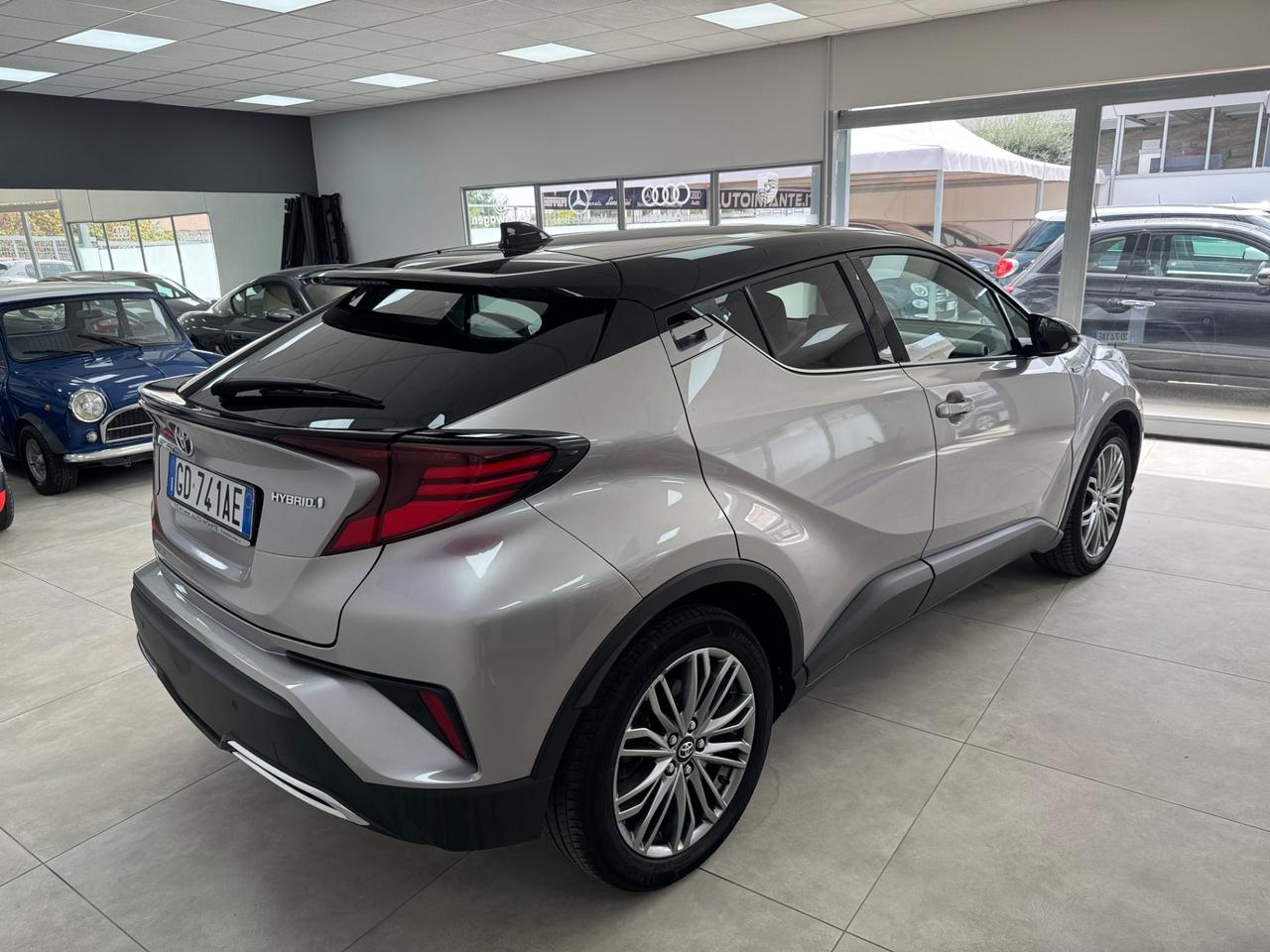Toyota C-HR 2.0 Hybrid E-CVT Lounge