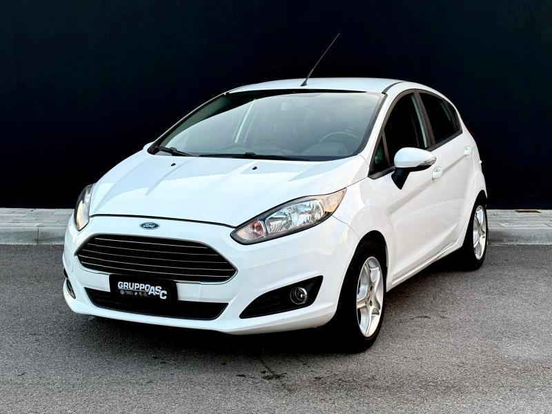 Ford Fiesta 5 Porte 1.2 BENZ 60 CV ADATTA A NEOPATENTATI
