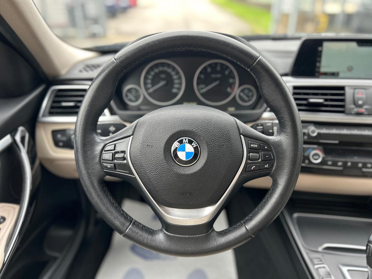 BMW Serie 3 Touring 318d Touring Luxury auto