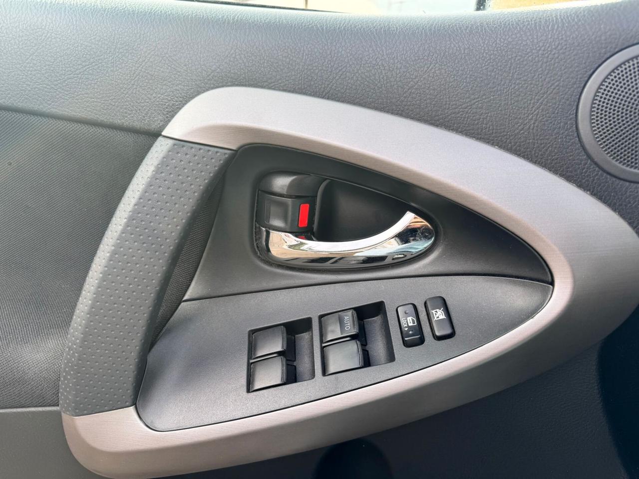 Toyota RAV 4 RAV4 2.2 D-4D 136 CV Sol