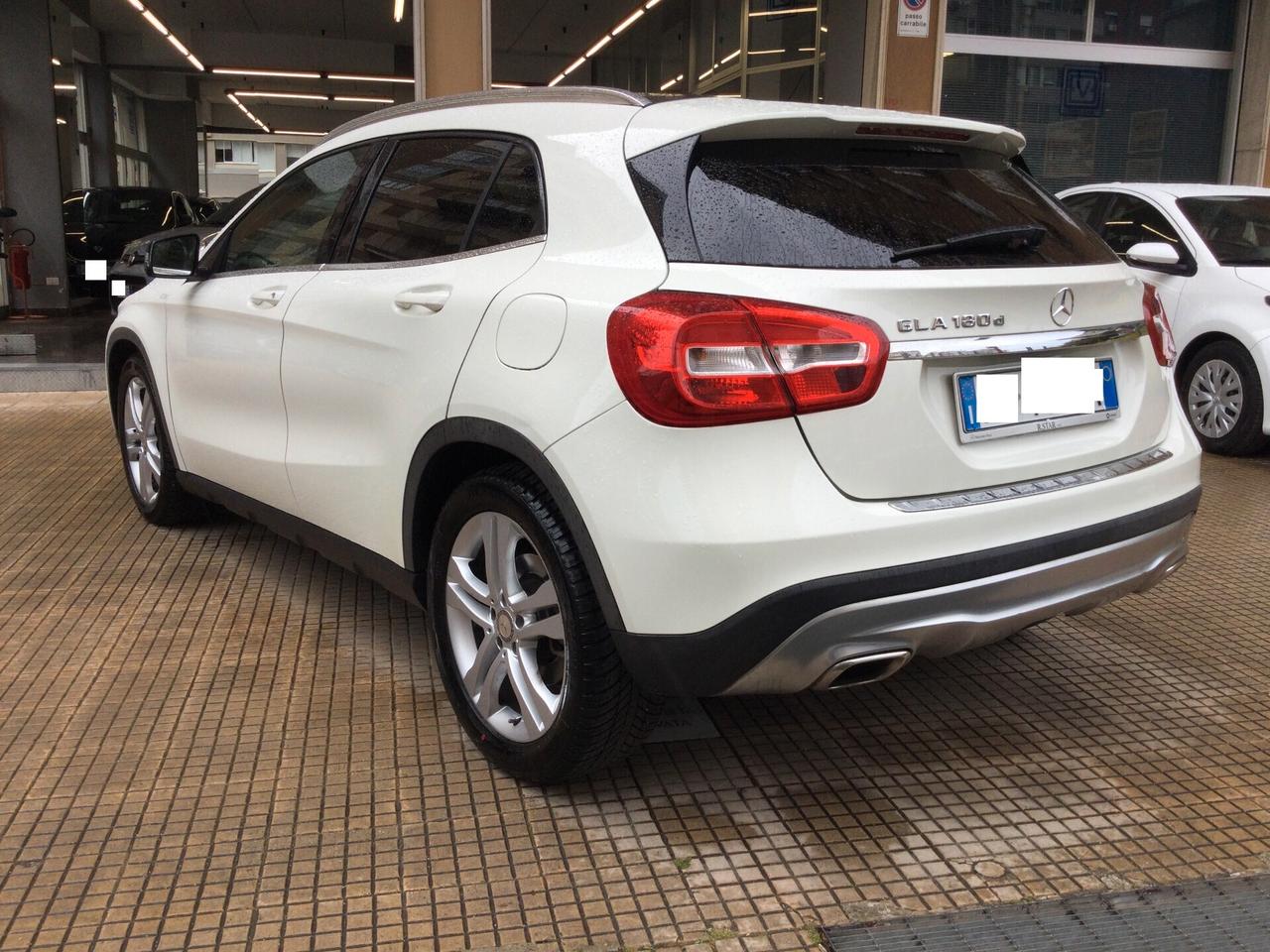 Mercedes-benz GLA 180 d Automatic Premium