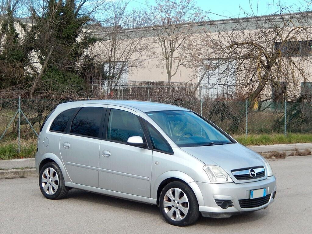 OPEL MERIVA 1.4 impianto GPL - DISTRIBUZIONE NUOVA