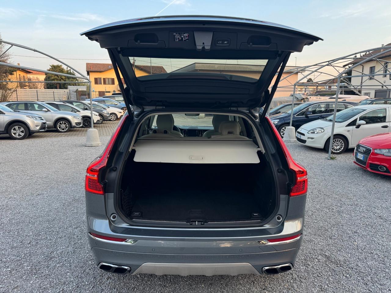 Volvo XC 60 XC60 B5 (d) AWD Geartronic Inscription