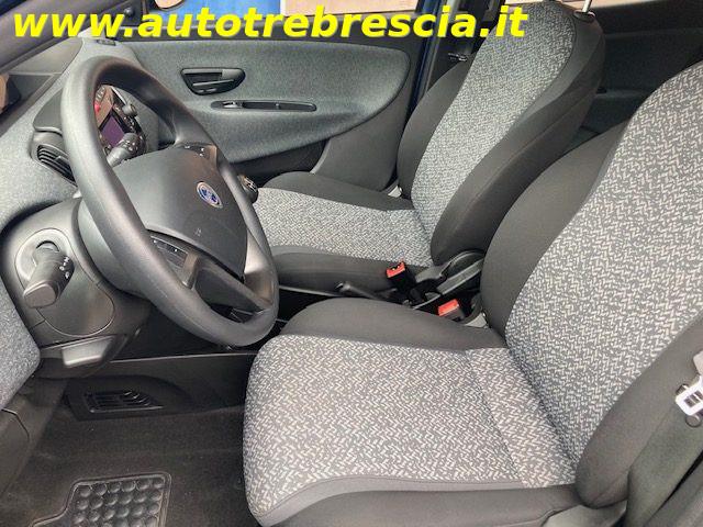 LANCIA Ypsilon 1.0 FireFly 5 porte S&S Hybrid Silver