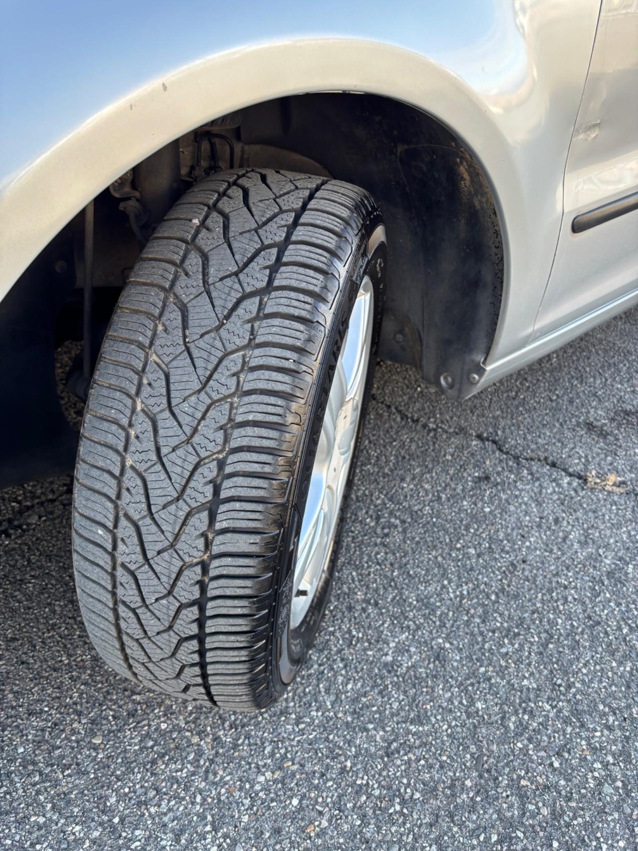 Volkswagen Fox 1.2 BENZINA