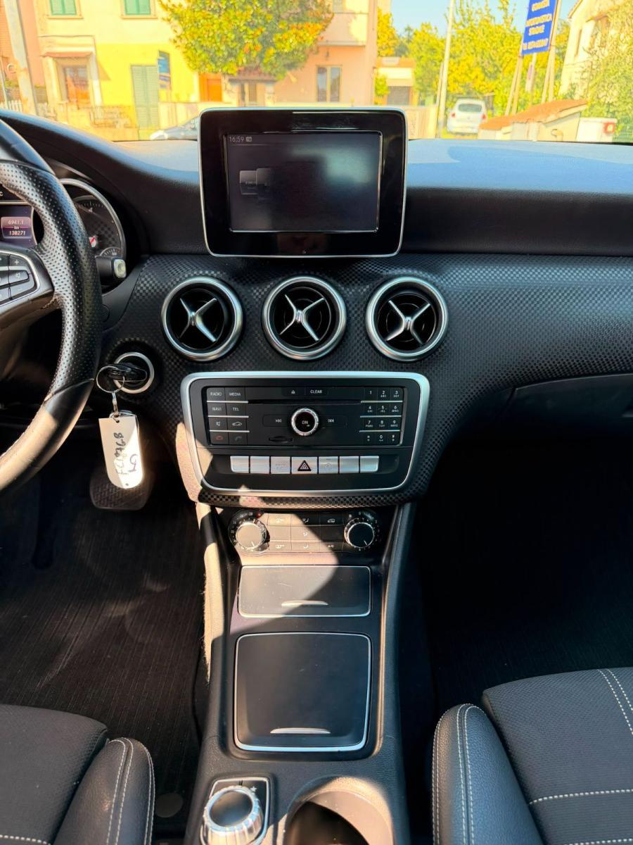 MERCEDES - Classe A - A 180 d Automatic Sport