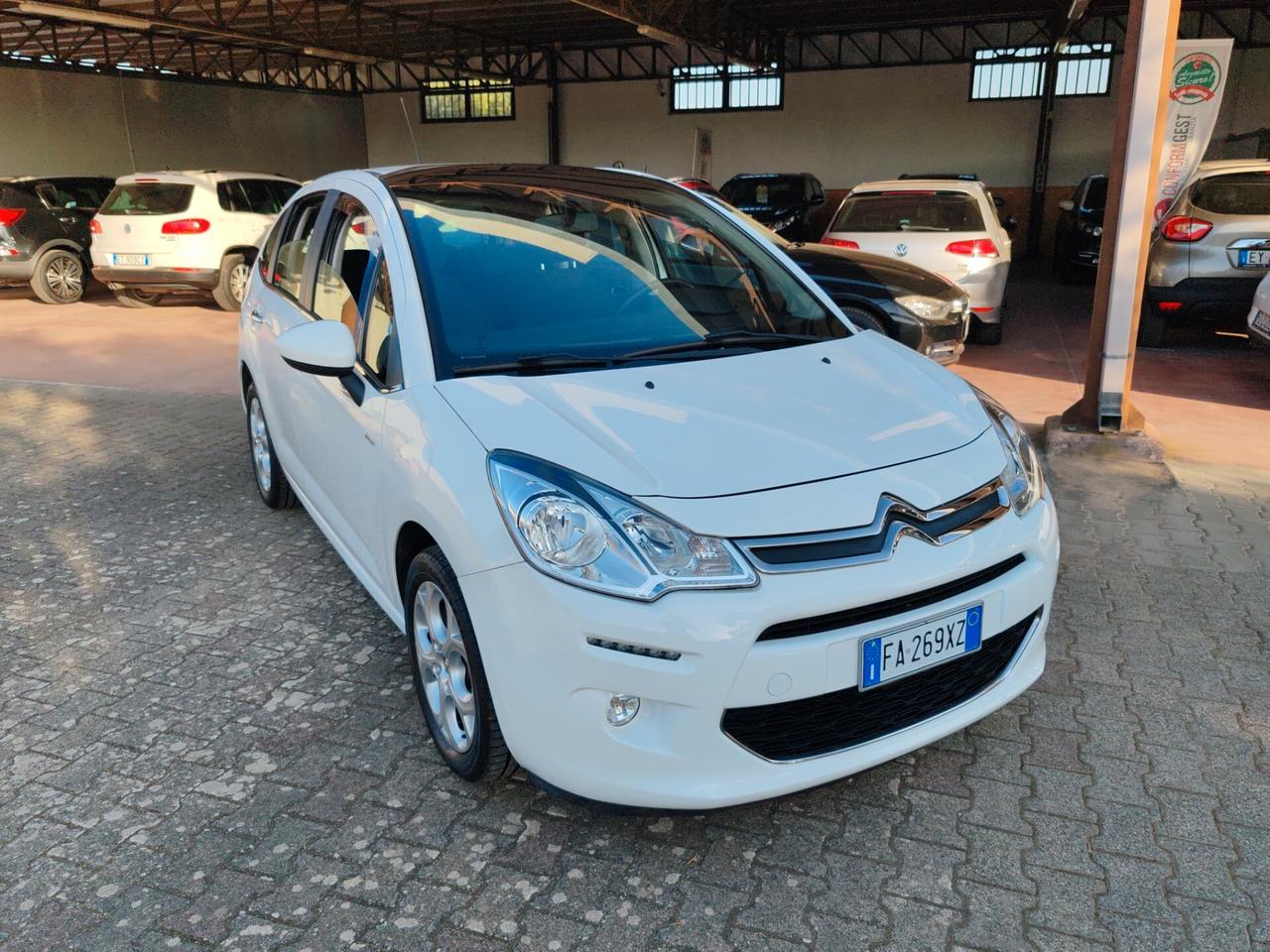 Citroen C3 1.2 benz Exclusive parab panoramico