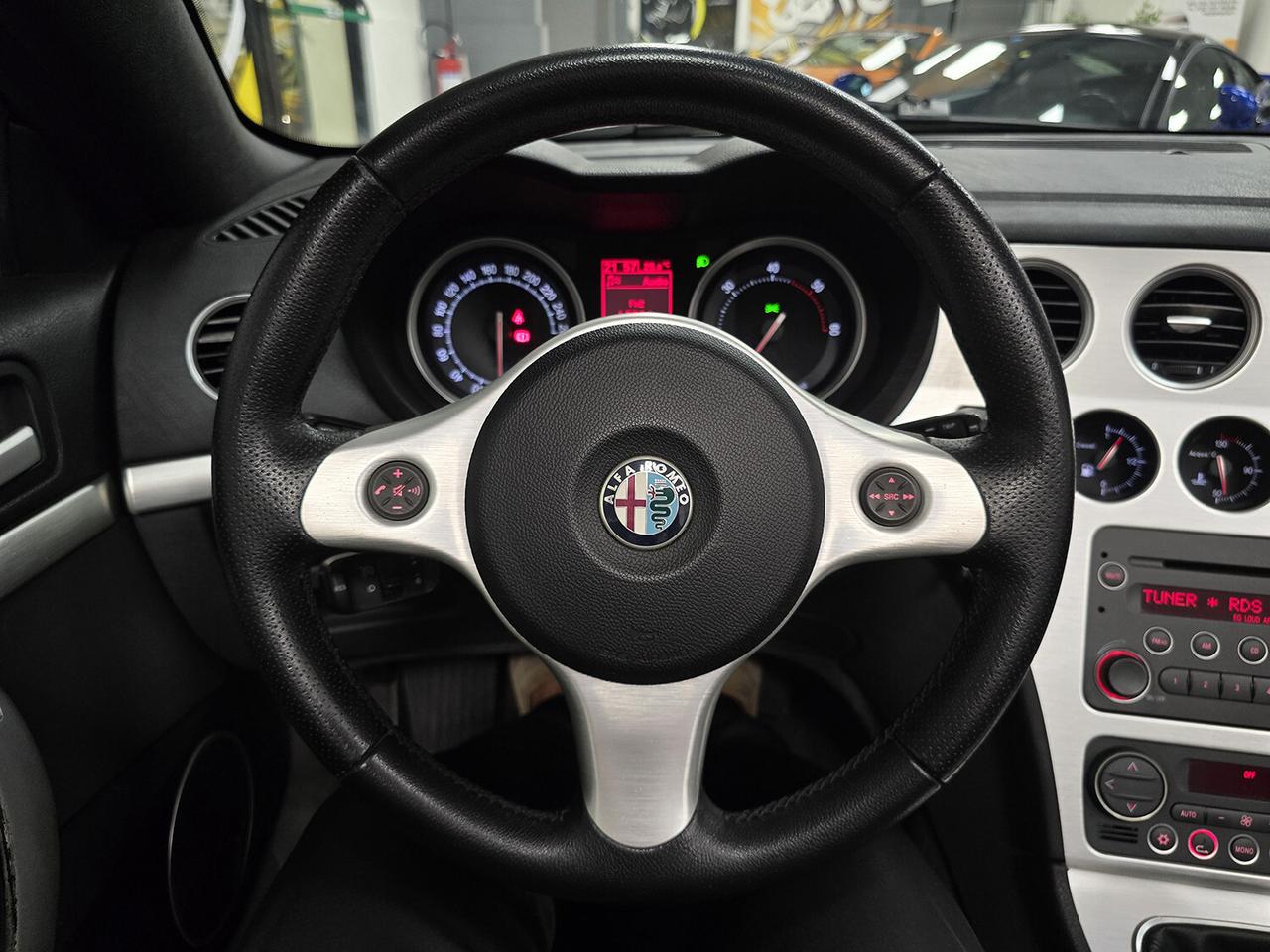 Alfa Romeo Spider 2.4 JTDm 200CV TENUTA DA VERO AMATORE!! GARANZIA 12 MESI!!