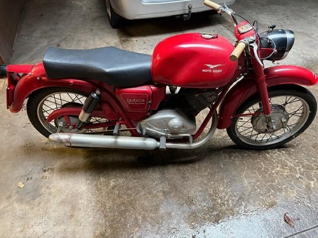 Moto Guzzi Lodola 235 gran turismo