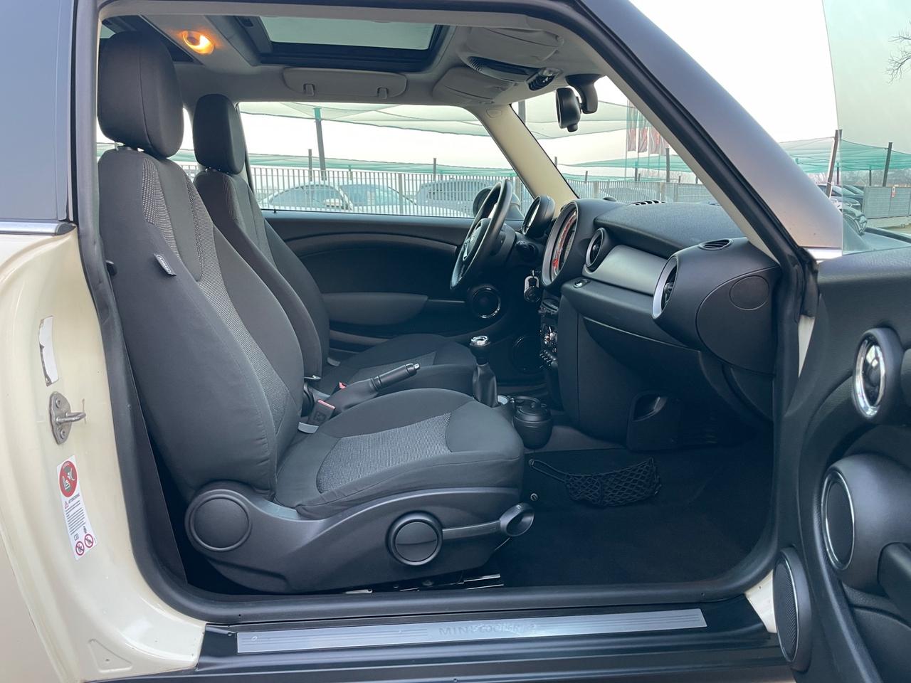 Mini Cooper III R56 Hatchback 1.6 122cv FL