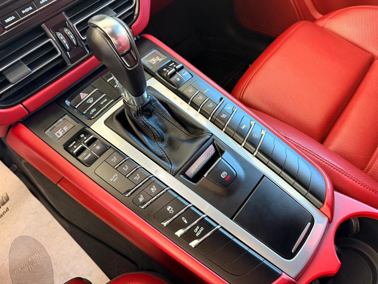 Porsche Macan 2.0 245CV PDK