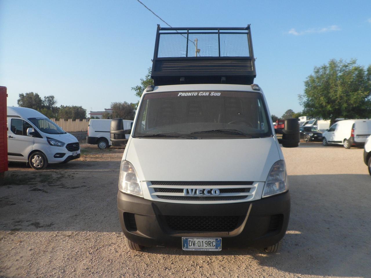 Iveco Daily 35c12 ribaltabile trilaterale