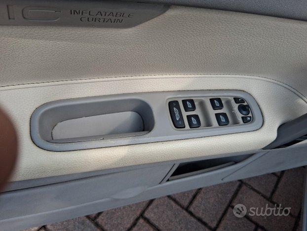 VOLVO C70 CABRIOLET DIESEL ANNO 2006
