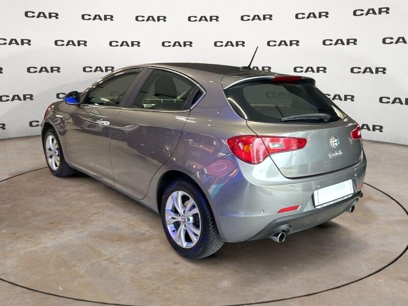 Alfa Romeo Giulietta Giulietta 2.0 jtdm(2) Distinctive 140cv