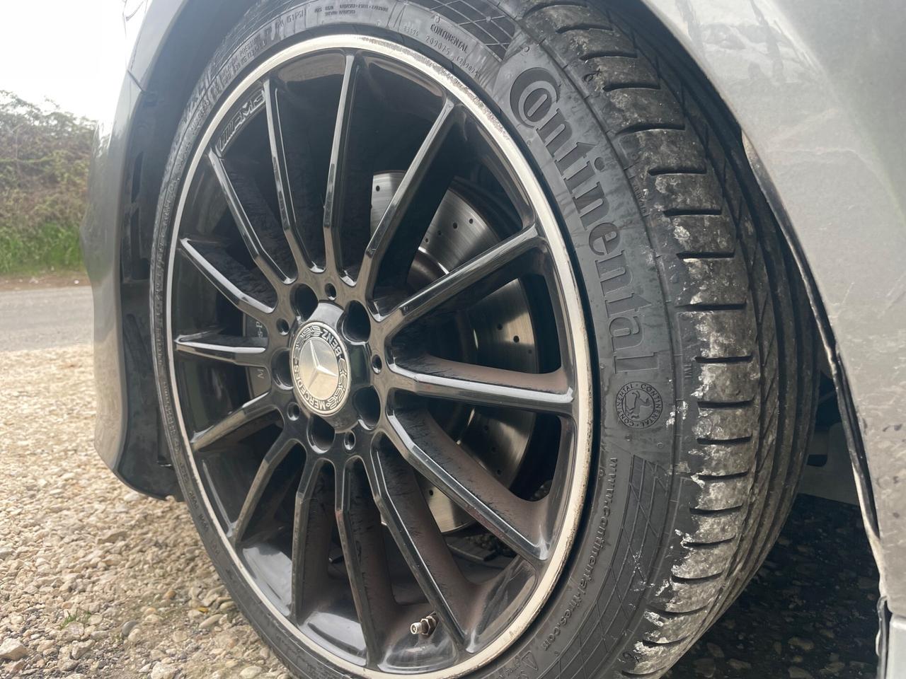 Mercedes-benz CLA 220 d S.W. Automatic Premium Dark Night