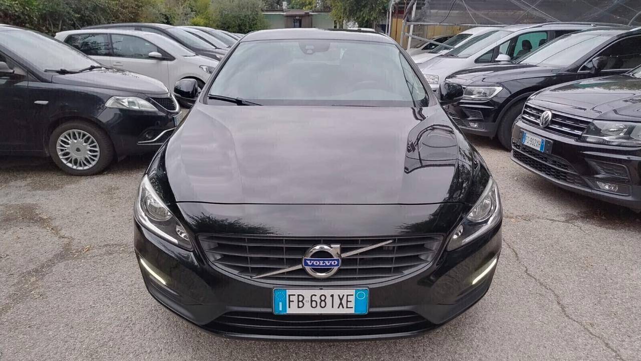 Volvo V60 2.0 D2 EURO6 ok Neopatentati