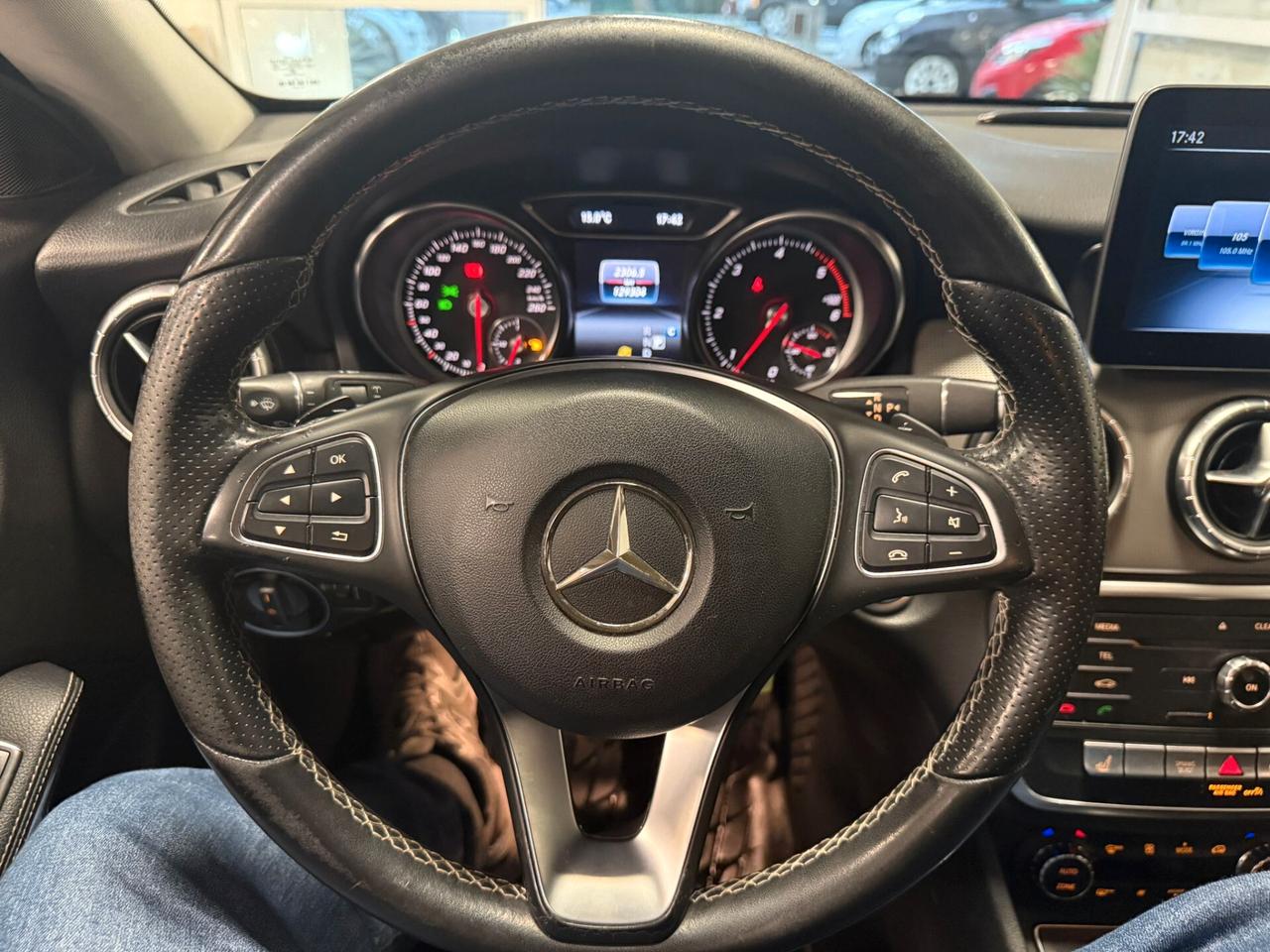 Mercedes-benz CLA 200 d S.W. Automatic Premium