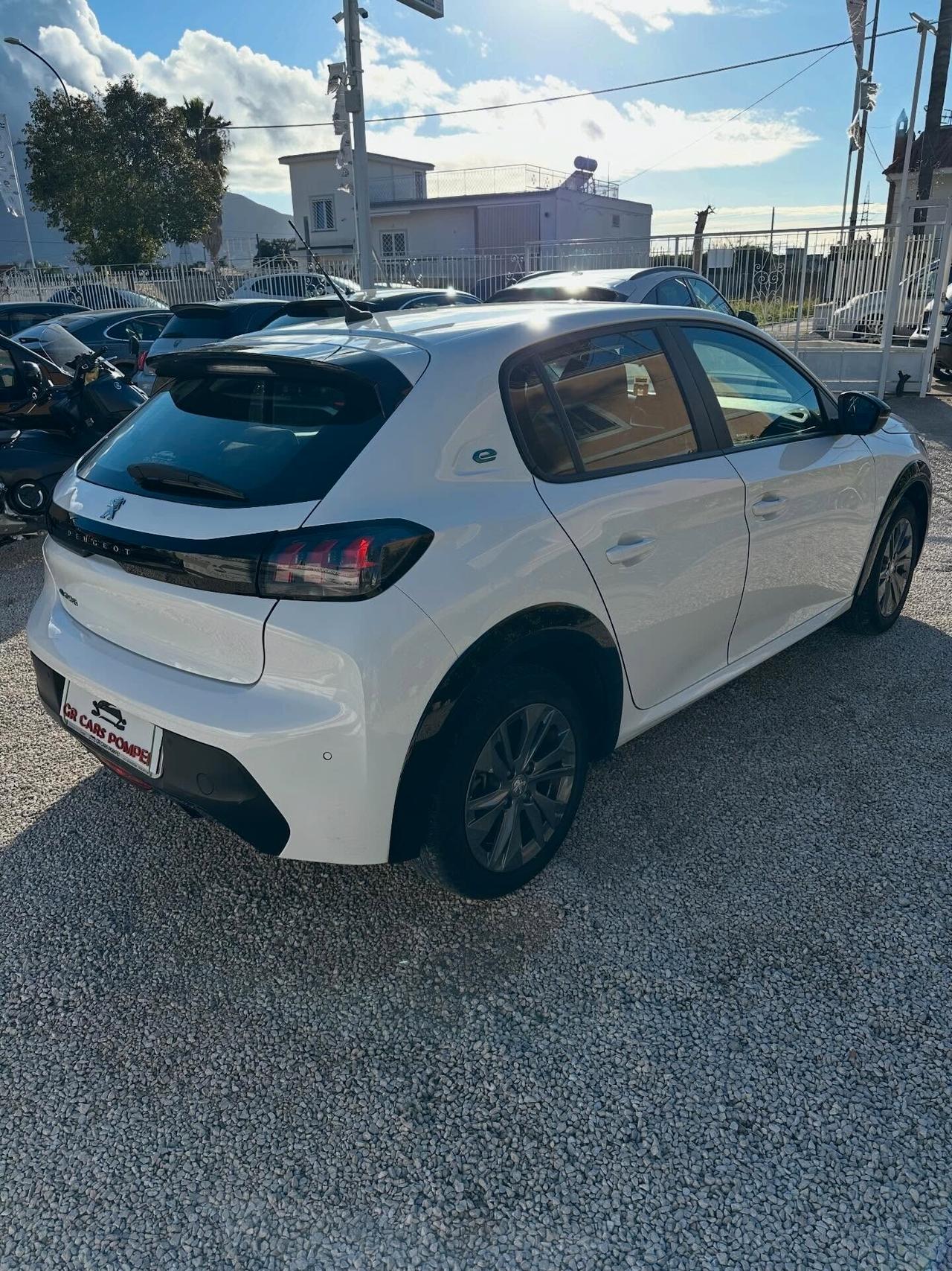 Peugeot 208 motore elettrico 136 CV 5 porte GT