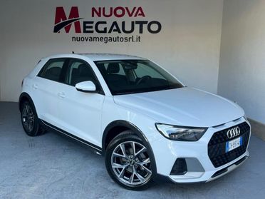 AUDI A1 citycarver 30 TFSI Admired