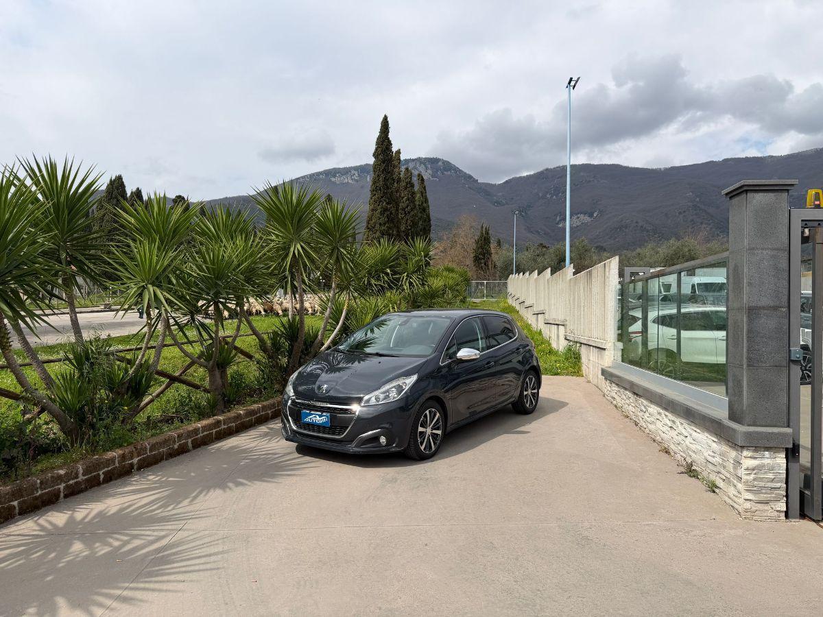 PEUGEOT - 208 - BlueHDi 100 5p. Allure