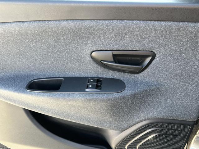 LANCIA Ypsilon 1.0 FireFly 5 porte S&S Hybrid Silver