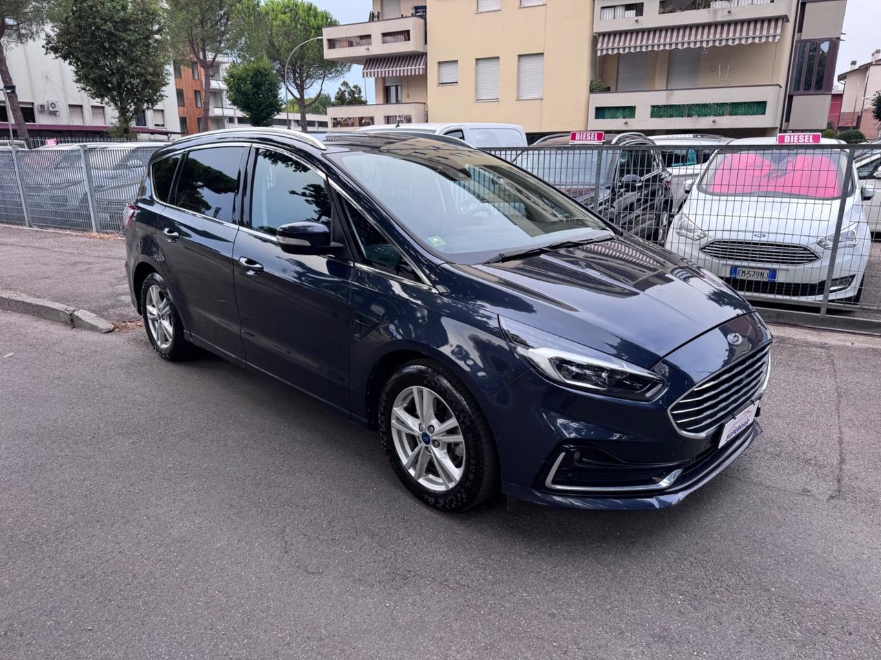 Ford S-Max 2.5 Full Hybrid 190 CV garanzia 12 mesi