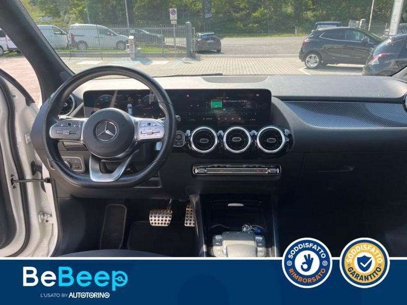 Mercedes-Benz GLA 180 D PREMIUM AUTO