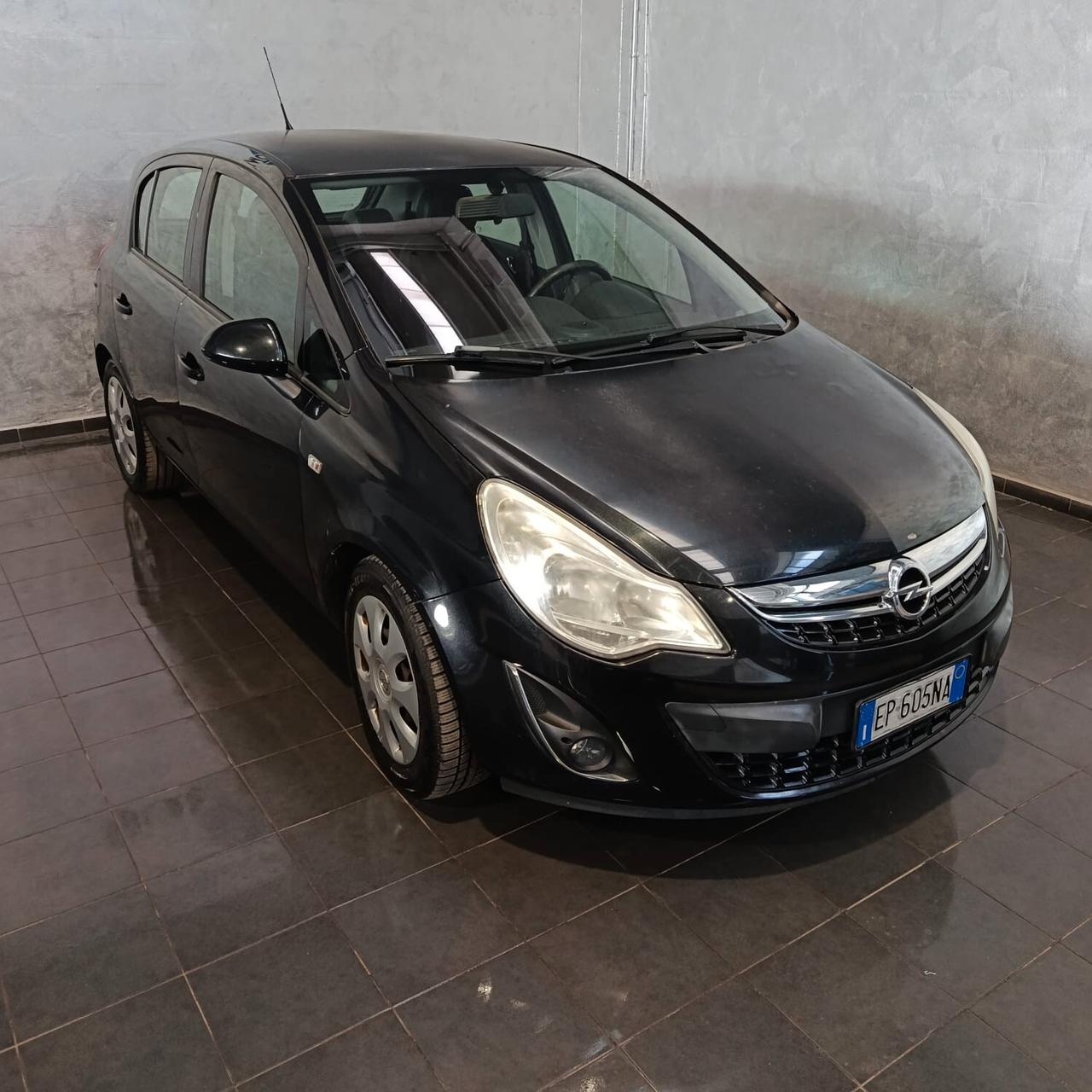 Opel Corsa 1.2 3 porte Edition