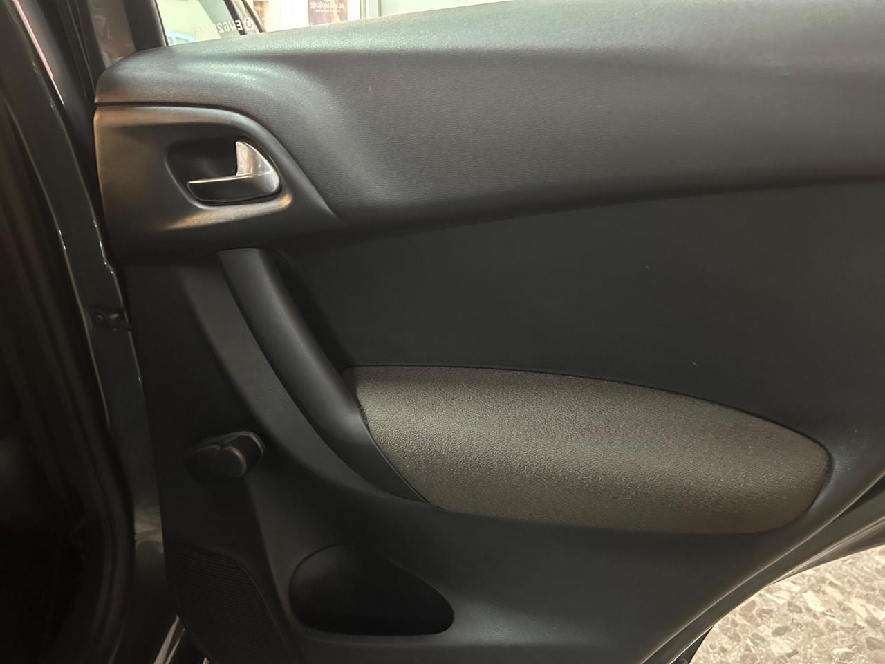 Citroen C3 1.2 Benz. Climatizzatore Neo Pat.