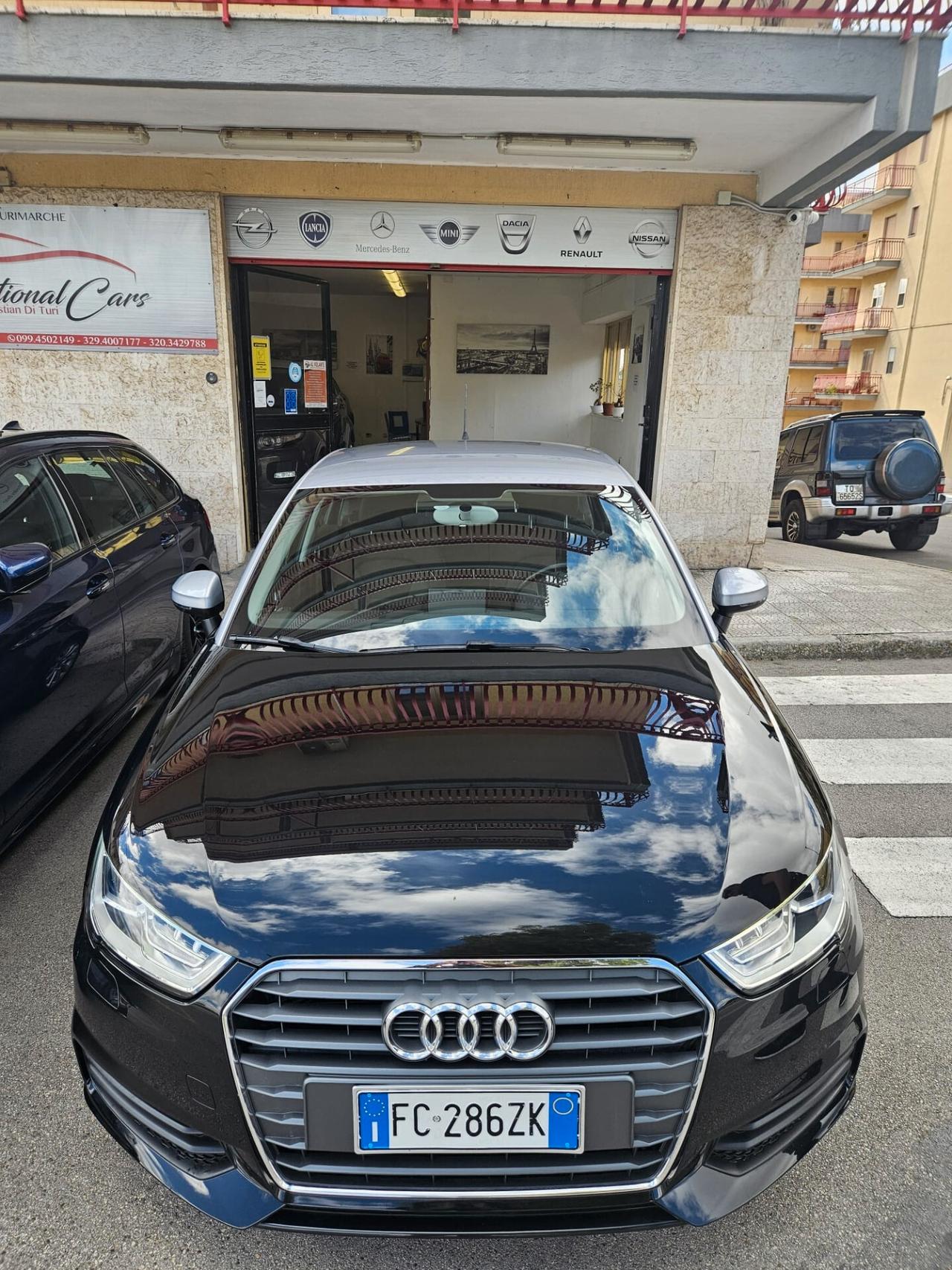 Audi A1 5porte Bicolor SPB 1.6 TDI 115cv FULL