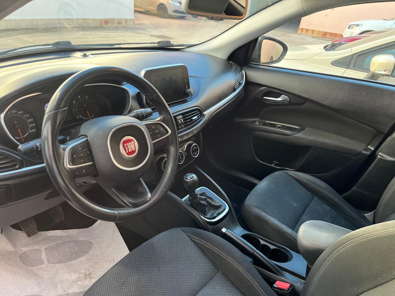 Fiat Tipo 1.6 Mjt S&S SW Lounge