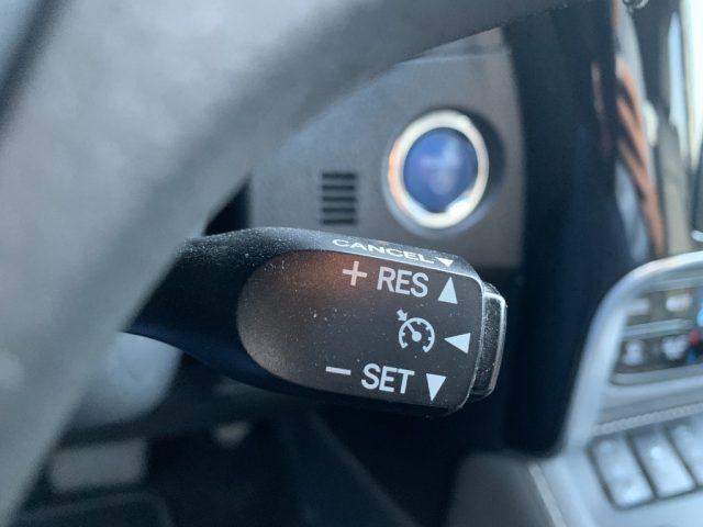 TOYOTA Auris 1.8 Hybrid Lounge