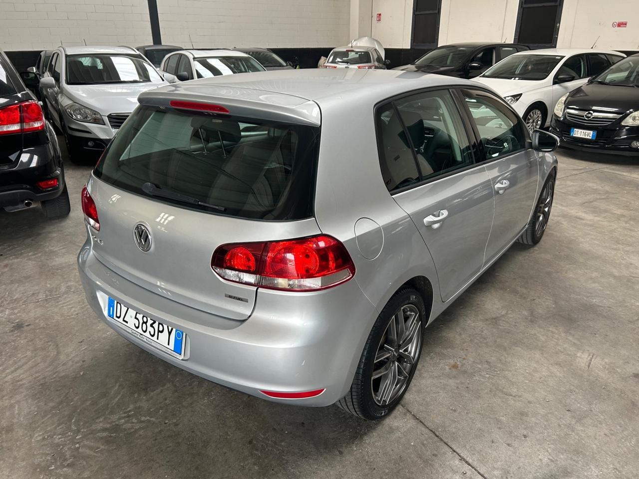 Volkswagen Golf1.6 benz/gpl 100cv Bifuel