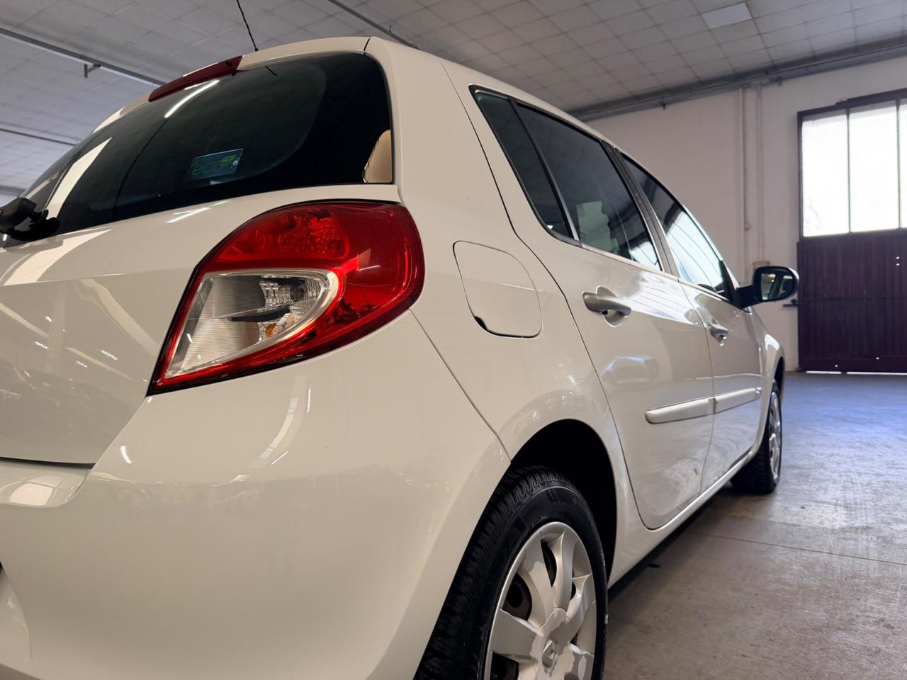 Renault Clio 1.2 16V 5 porte Dynamique